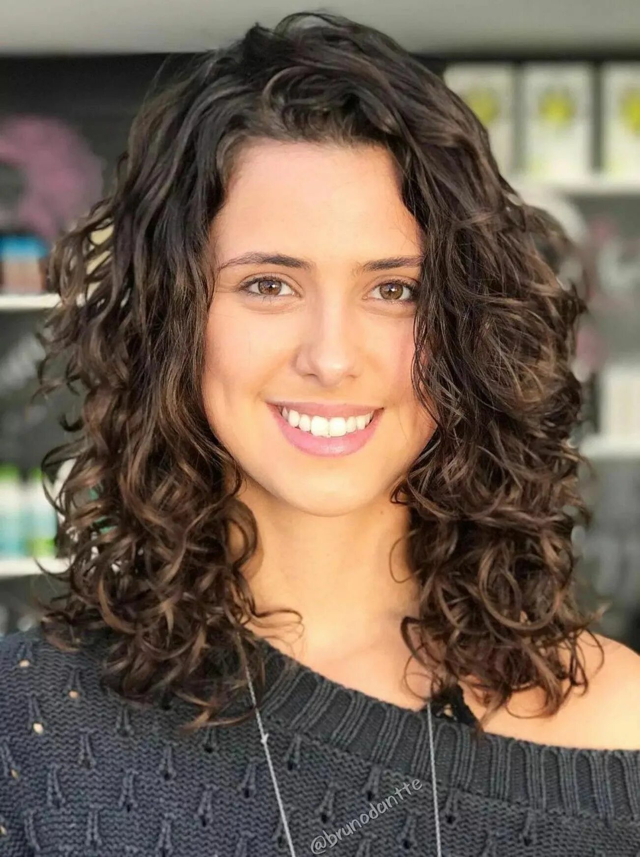 Curly curls