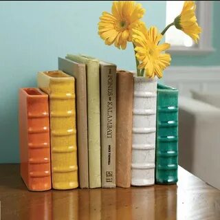Ваза книга