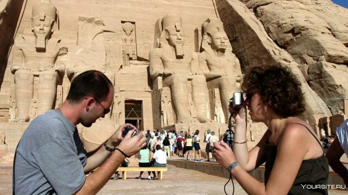 Египет отзывы 2023 года. Туристы в Египте. Египет туризм. Египет туристический. Путешественники в Египте.