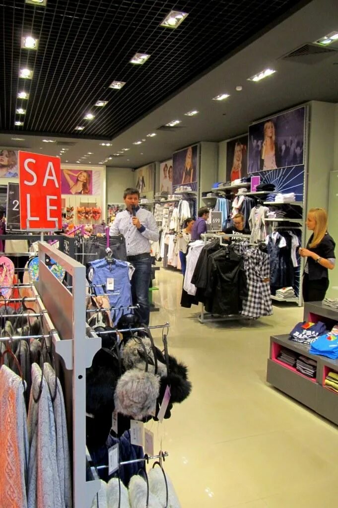 Nike гринвич. гринвич екатеринбург магазины одежды. гринвич одежда. магазины в екб с одеждой. бутики в гринвиче.