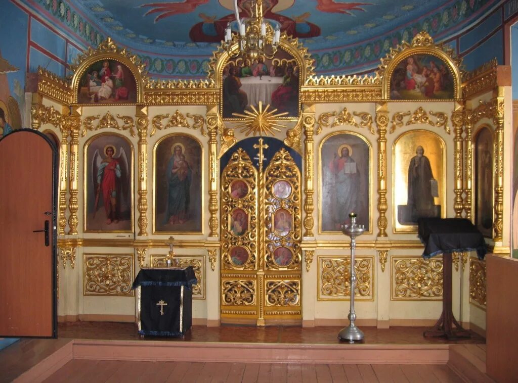 храм в мегрино придел николая чудотворца. церковный придел. иконостас храм вооружённых сил россии. храм рождества богородицы во владыкино. приделы собора.