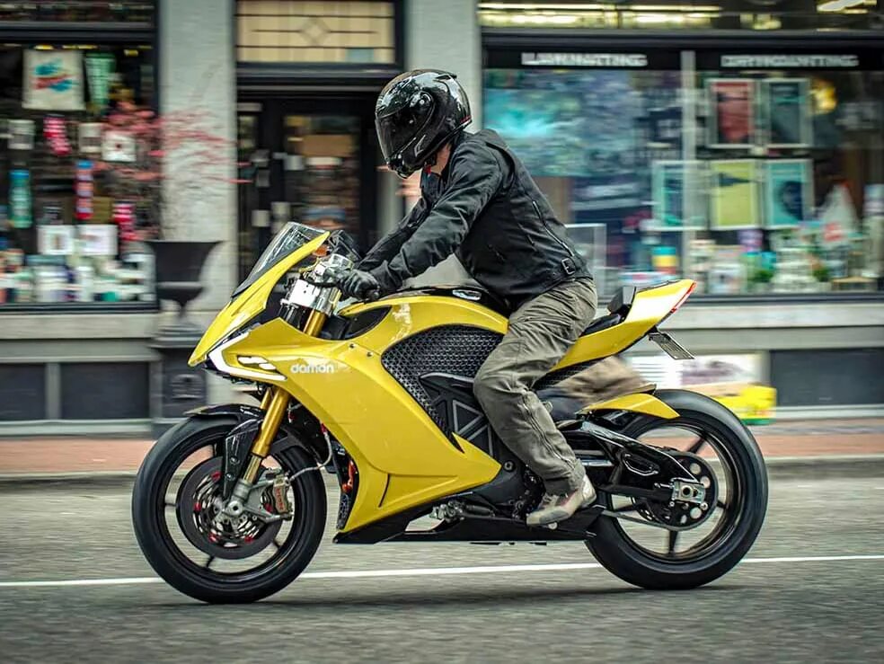 Ducati Diavel - обзор мотоцикла - Магазин мотоэкипировки MOTOXMOTO