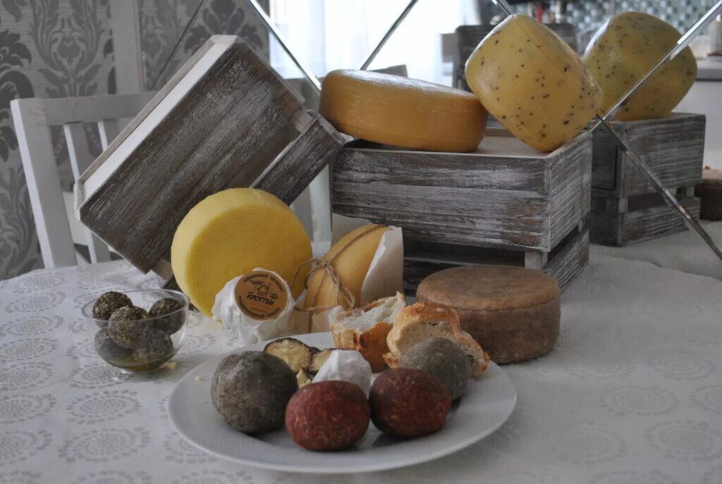 сыр российский брянск. сыр московский крым. сыр левандер. сырная лавка москва. русский сыр вакансии.