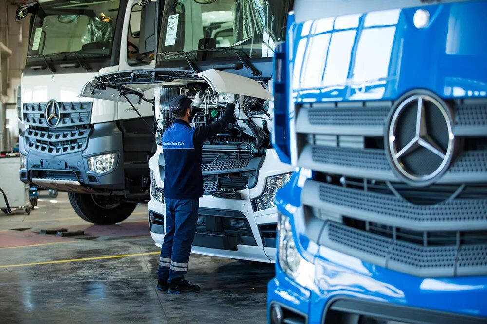 Aksaray Mercedes Benz. Мерседес грузовой. Сервисный центр грузовиков. Сервис Mercedes Actros. Сборка мерседес актрос