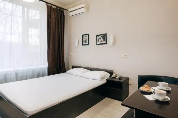 Смарт отель самара. Хугалайф отель. Smart hotel самара. Ленинградская 75 самара. Smart hotel самара.