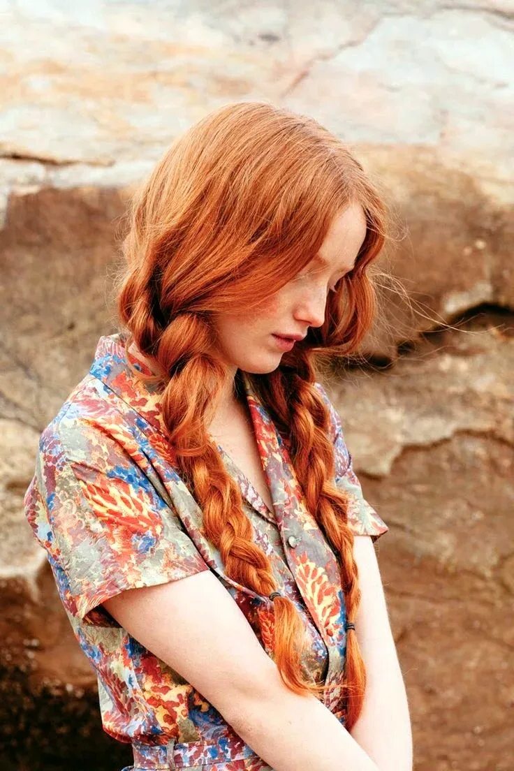 Кэтрин макнамара девушка. Рыжие косички. Девушка с двумя косичками. Ксения рудий. Рыжие девочки подростки.