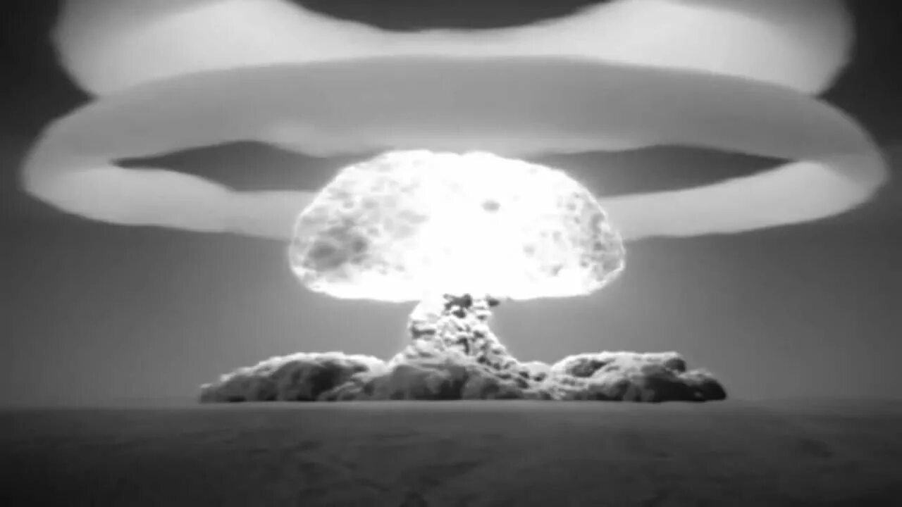 Продукты ядерного взрыва. Ядерный взрыв царь бомба. Ядерный гриб. Взрыв ядерный гриб. Фотографии ядерного взрыва.