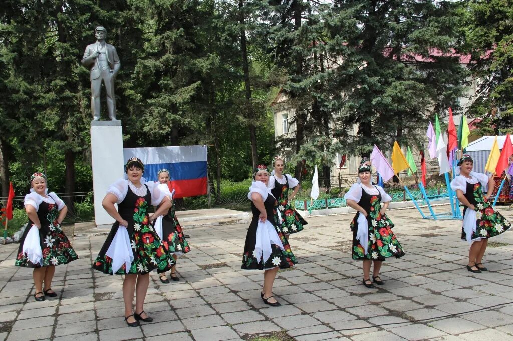 Погода в барановке николаевского. Село Барановка. Барановка Алтайский край. День России в селе. День села Барановка.