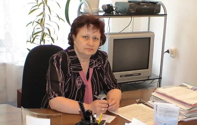 Садыкова марина алексеевна. Маоу гимназия 3 краснодар. Директор сш 3. Директор 3 школы. Директор школы татьяна романенко.