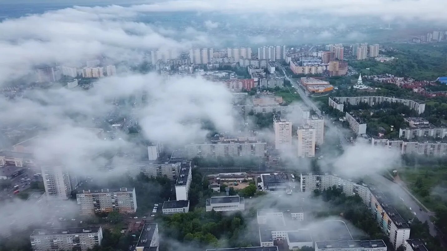 Казань нижний новгород сегодня. Туман в Нижнем Новгороде. Туман на Волге Нижний Новгород. Самый туманный город. Самый туманный город в России.