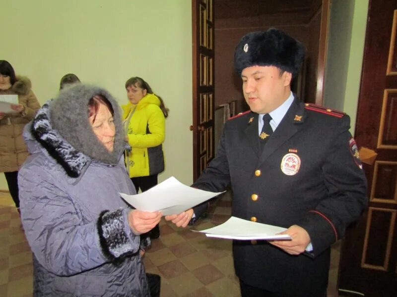 Работа новоузенск. Начальник полиции города новоузенска в 2015. Новоузенск саратовская область фото. Работа новоузенск. Новоузенск саратовская область.