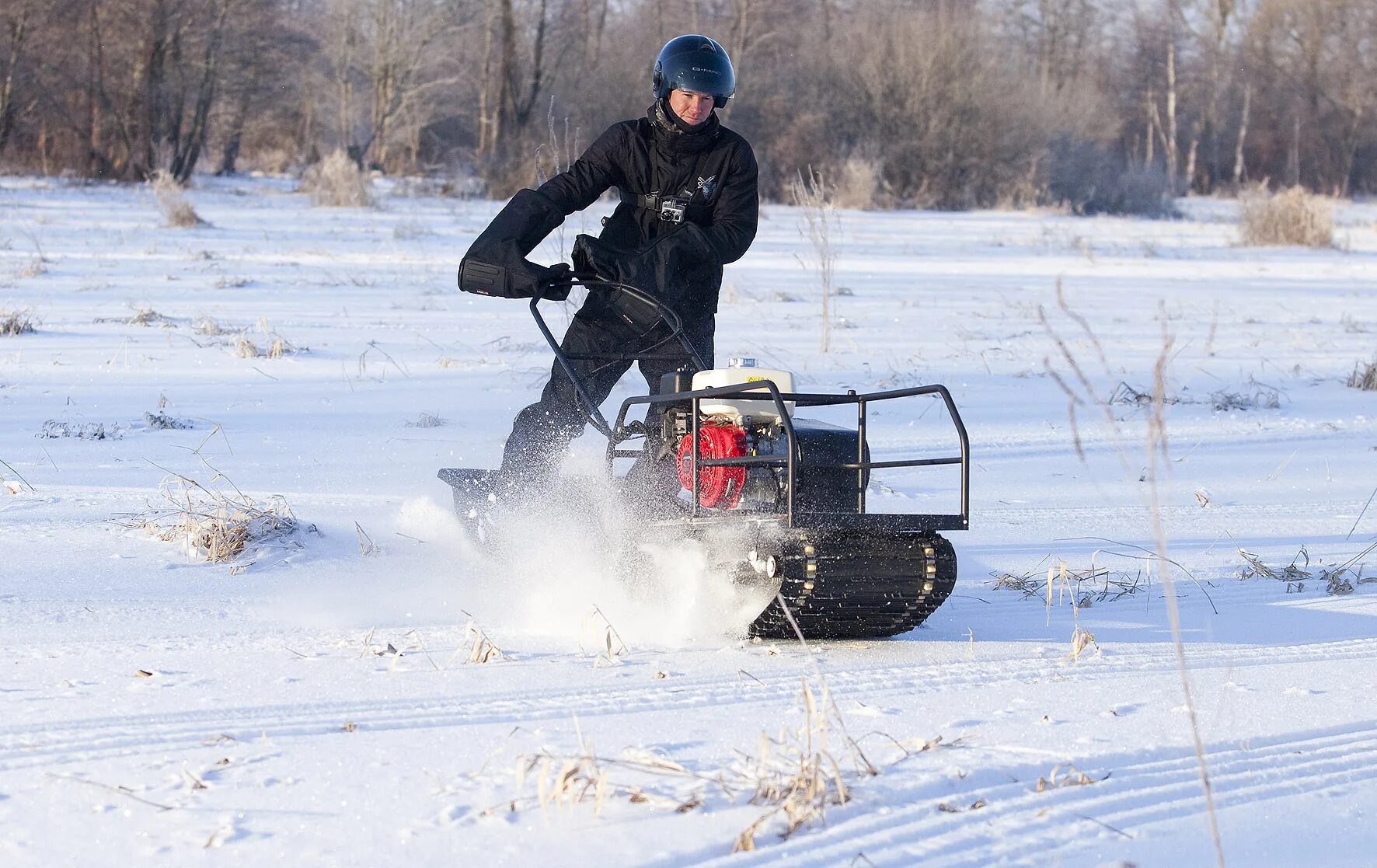 мотобуксировщик мотодог 500 с лыжным модулем. собака снегоход для рыбалки. мотобуксировщик мотособака. с. собака снегоход для рыбалки.