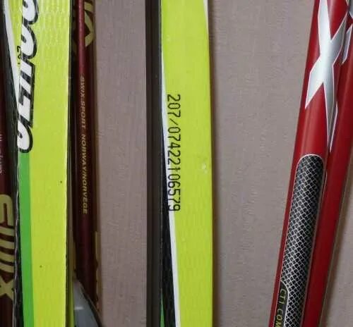Маркировка беговых лыж фишер. Беговые лыжи fischer sports gmbh fischerstrasse 8 a-4910 ried. Маркировка лыж. Fischer speedmax лыжи расшифровка наклейки. Маркировка лыж fischer.