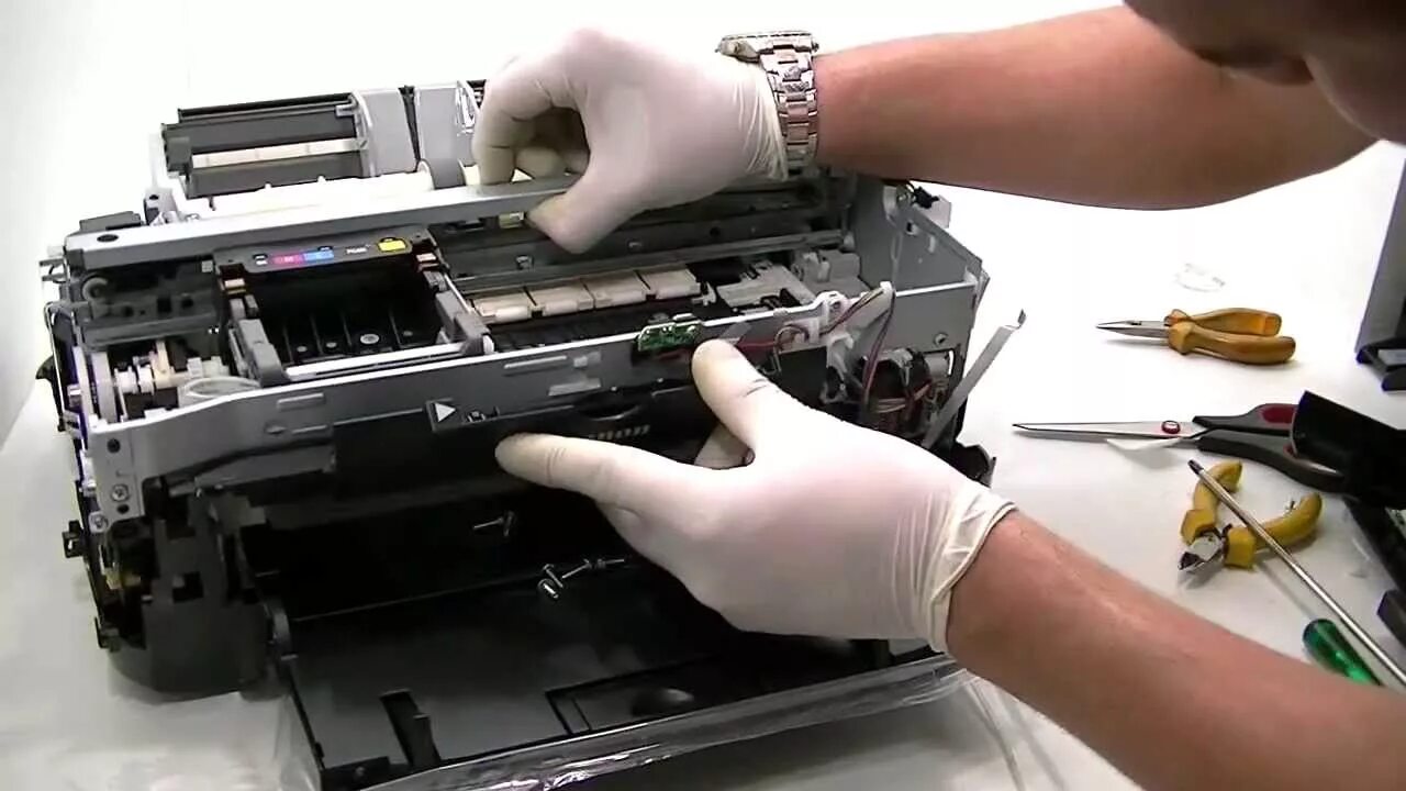Сервис центр принтеров canon. Принтер brother 1130. разобранный принтер. ремонт принтеров. техническое обслуживание принтера.