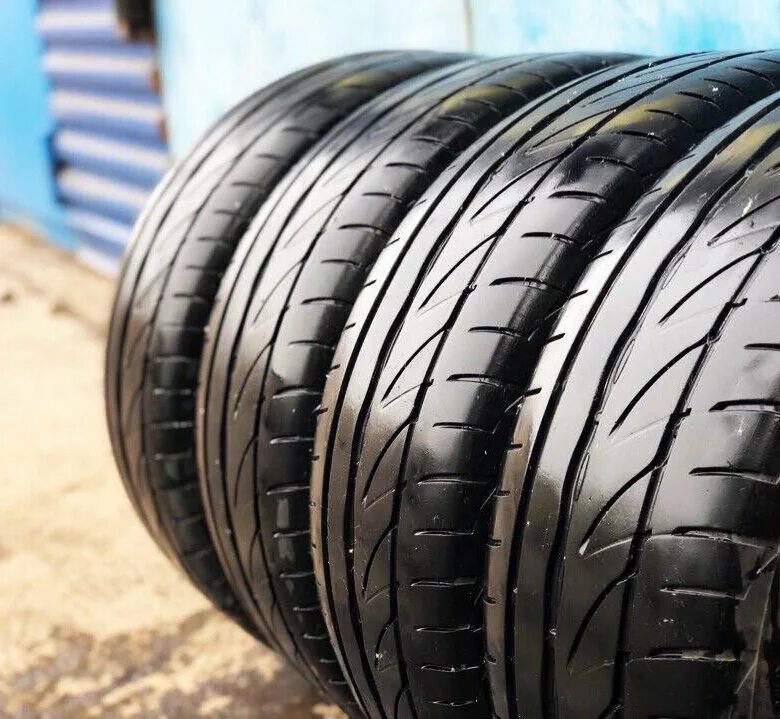 Летние шины 16 в краснодаре. 205/55 R16. Резина 205/55 r16 лето. Летняя резина Bridgestone 205 55 16. Тоя резина летняя 205 60 16.