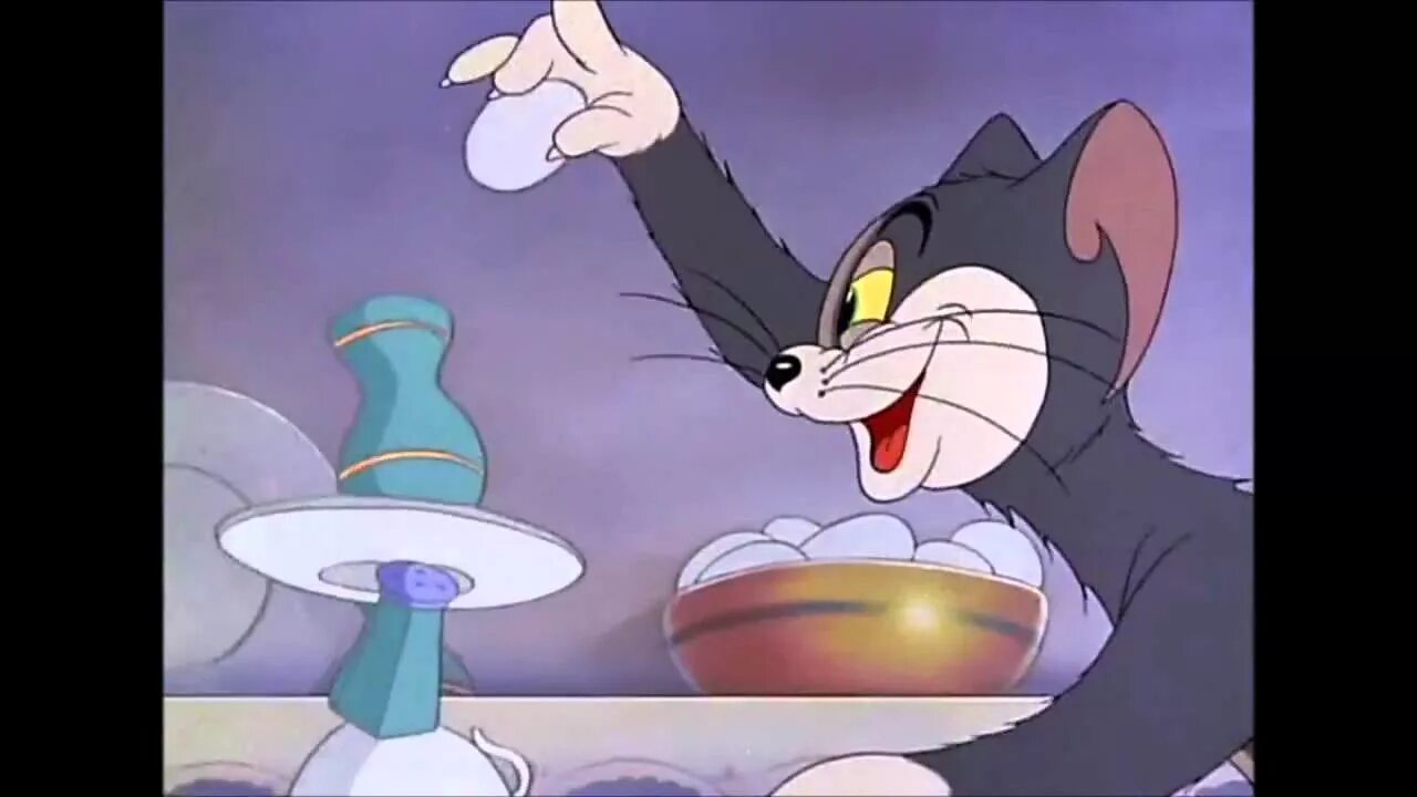 Tom jerry 2. Tom and Jerry 2 Episode the Midnight snack 1941. Кот том с усами.