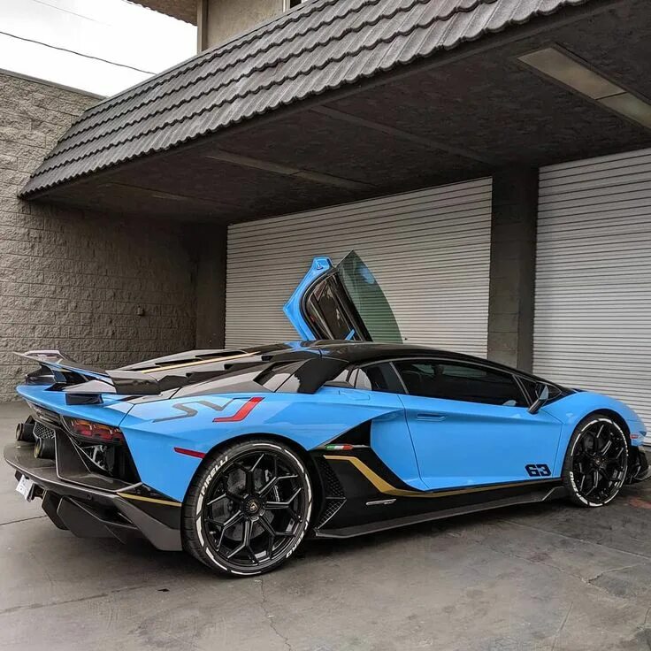 Ламборджини авентадор svj 2021. Суперкар lamborghini murcielago. Lamborghini aventador sv. Lamborghini aventador sv roadster. Lamborghini aventador lp700-4.