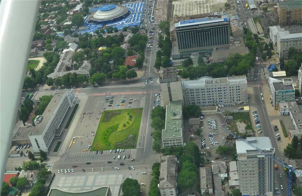 Вид краснодара с высоты птичьего полета. Сенной рынок города краснодара с высоты птичьего полёта. Дзержинского 35 краснодар. Краснодар стасова 178 газбытсервис улица. Pm краснодар.