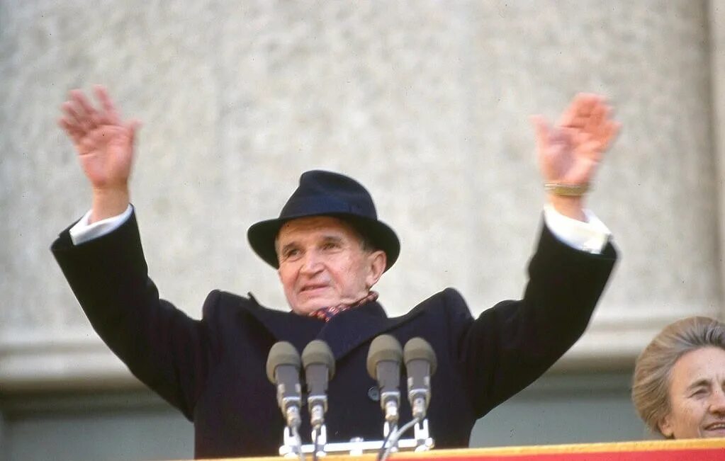 Николае чаушеску румынский диктатор. Диктатура румынии. Румыния николае чаушеску. Чаушеску николае президент. Диктатор чехословакии.