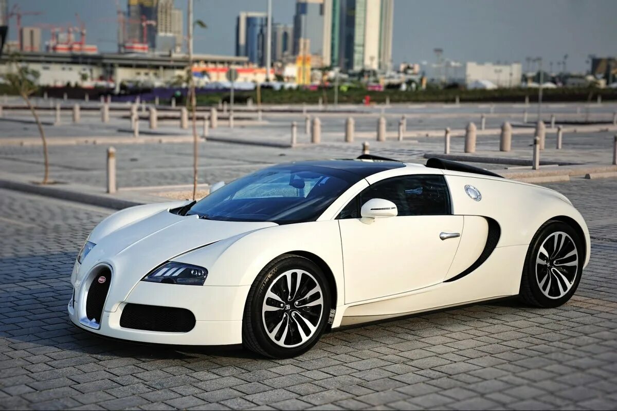 Bugatti Veyron 16.4 Grand Sport. Bugatti Veyron Grand Sport (2009). Машина Bugatti Veyron 16 4. 2008 Bugatti Veyron 16.4 Grand Sport. Дорогой автомобиль в казани