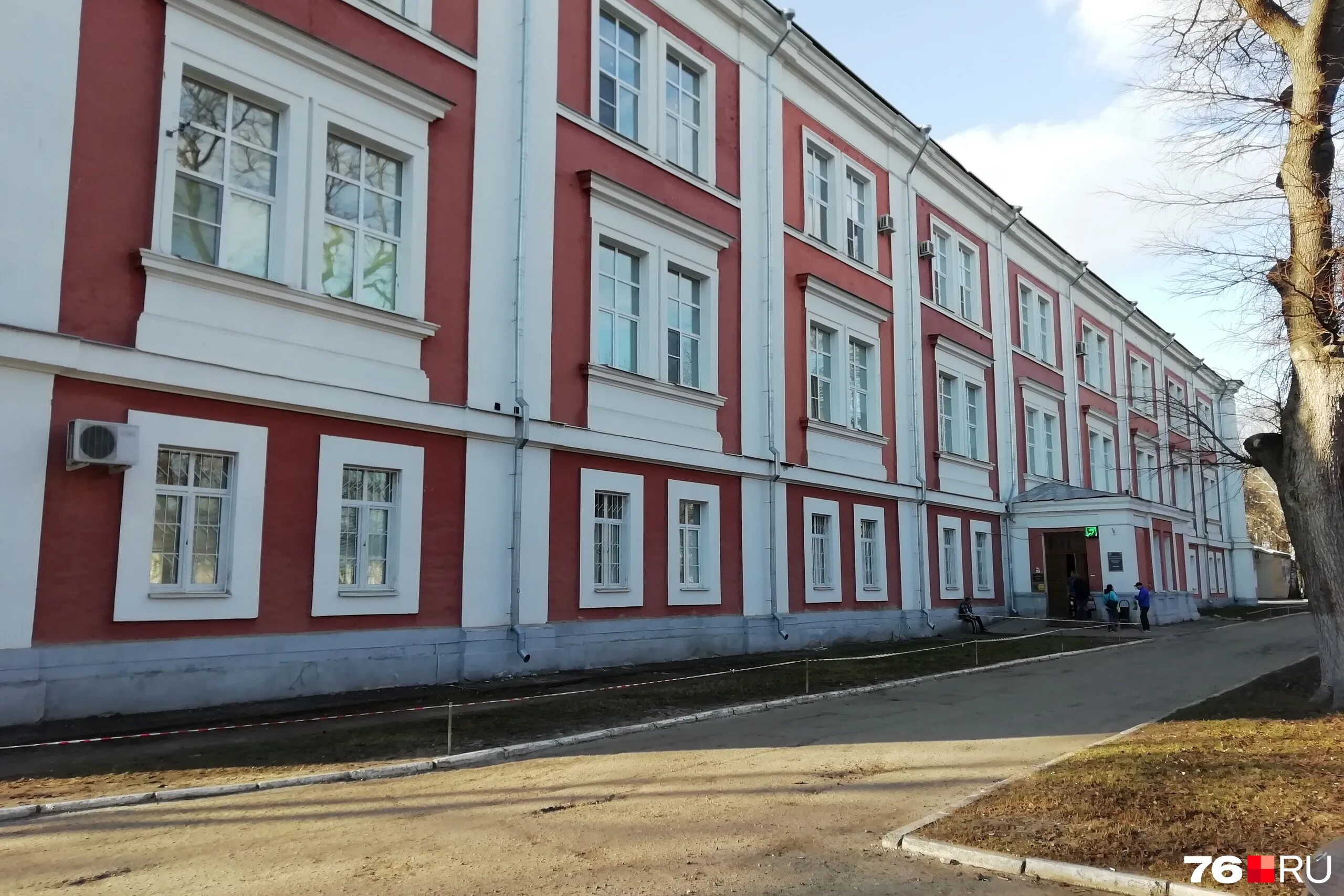 клиническая больница скорой помощи ярославль. больница им соловьева ярославль. клиническая больница 5 ярославль. калужская областная больница план корпусов. соловьевская больница адрес.