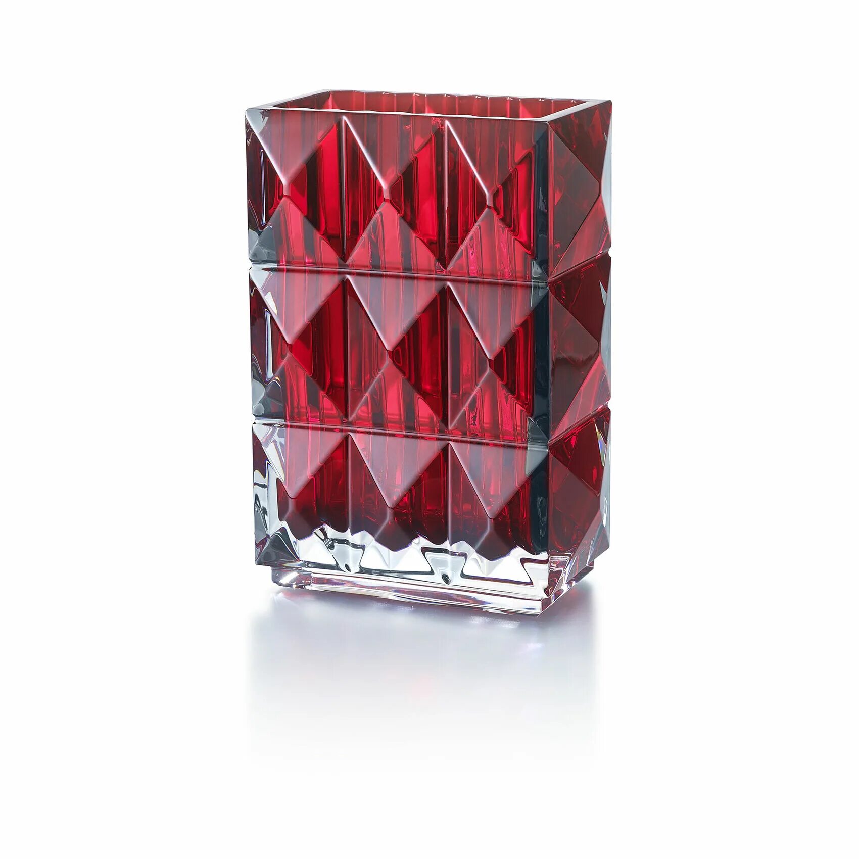 Ваза бакара. Красный хрусталь баккара. Рене лалик ваза вакханки. Ваза baccarat реплика. Baccarat ваза.