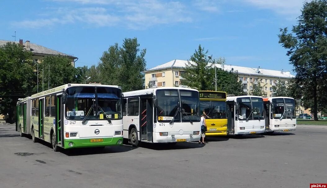 Пассажир автотранс. Автобусный парк псков. автобусы псков лиаз. псков пассажир автотранс. лиаз псков.