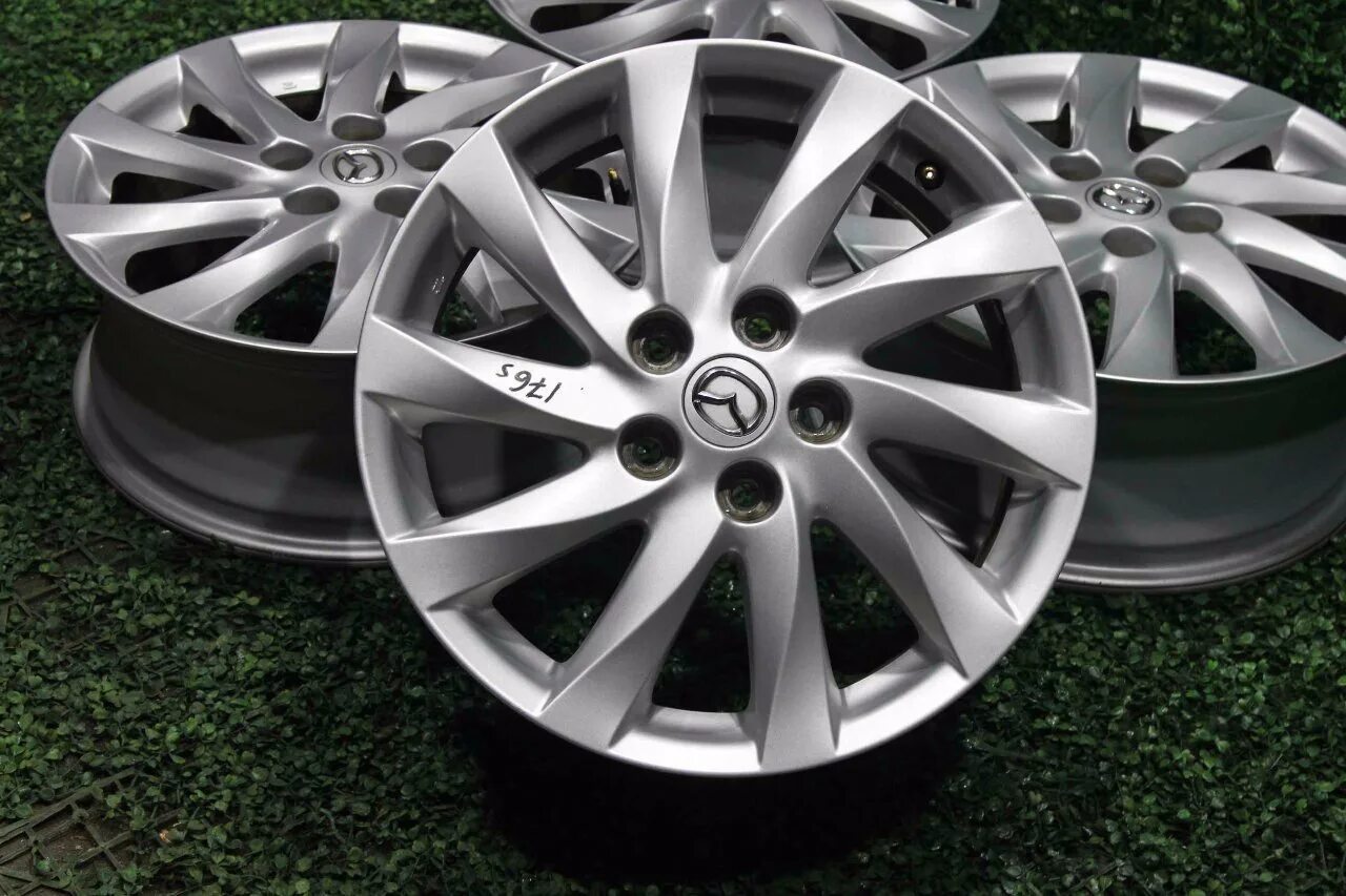 Диски r16 на круз. Диски. Литые диски оригинальные 18. Литые диски оригинальные 18. Оригинальные диски киа спортейдж 3 r18.