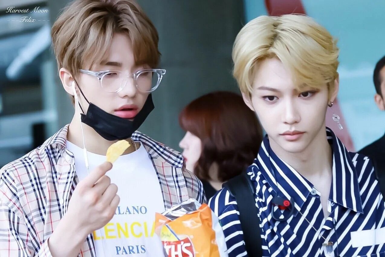 феликс и хёнджин stray kids 2021. хенликсы яой. читать удиви меня малыш stray kids. хёнликсы stray kids. Stray kids dark.