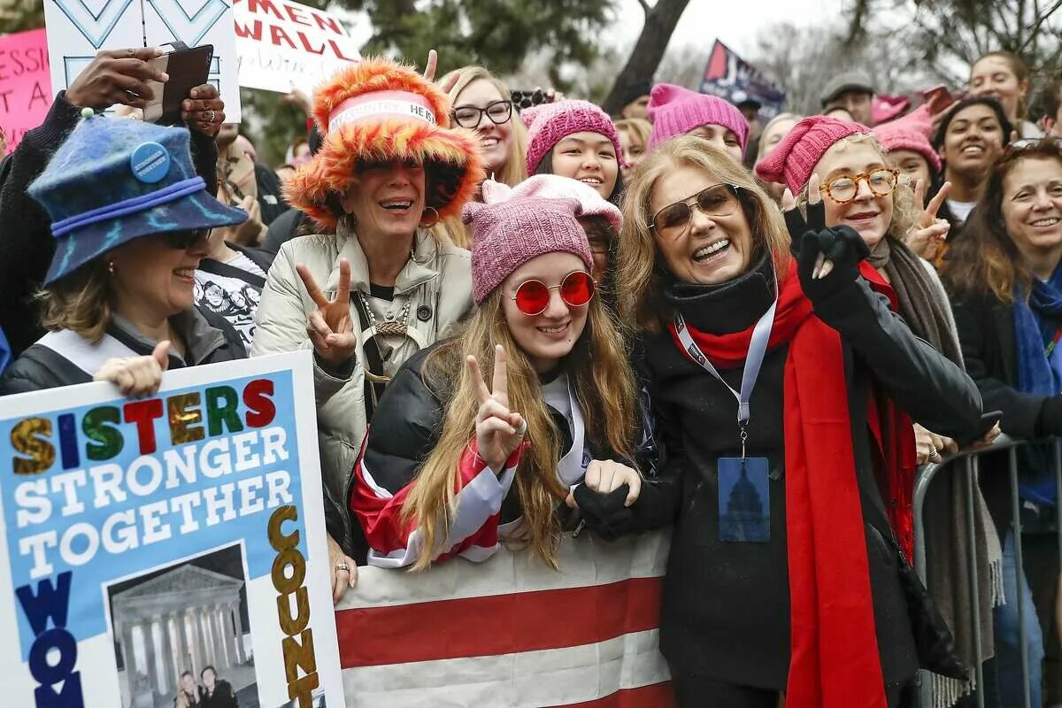 Американские феминистки. Женское движение в Америке. Женский митинг в США. Феминизм в Америке. Праздник феминисток