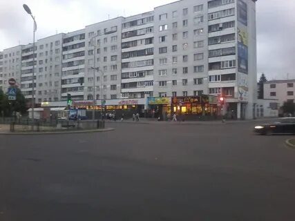 Космонавтов 33