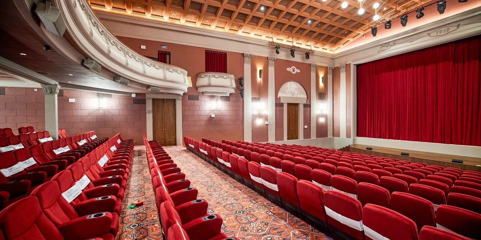 Khudozhestvenny, cinema, Saint Petersburg, Nevskiy Avenue, 67 Yandex Maps