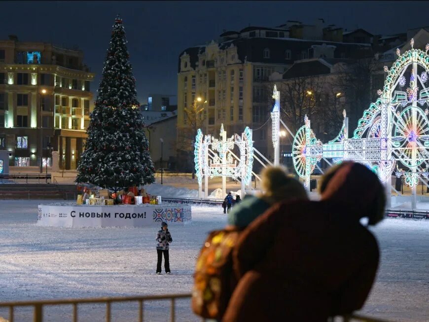 Парк вднх каток. Куда пойти 5 января. Каток гум каток. Каток в парке влксм омск. Куда пойти 5 января.