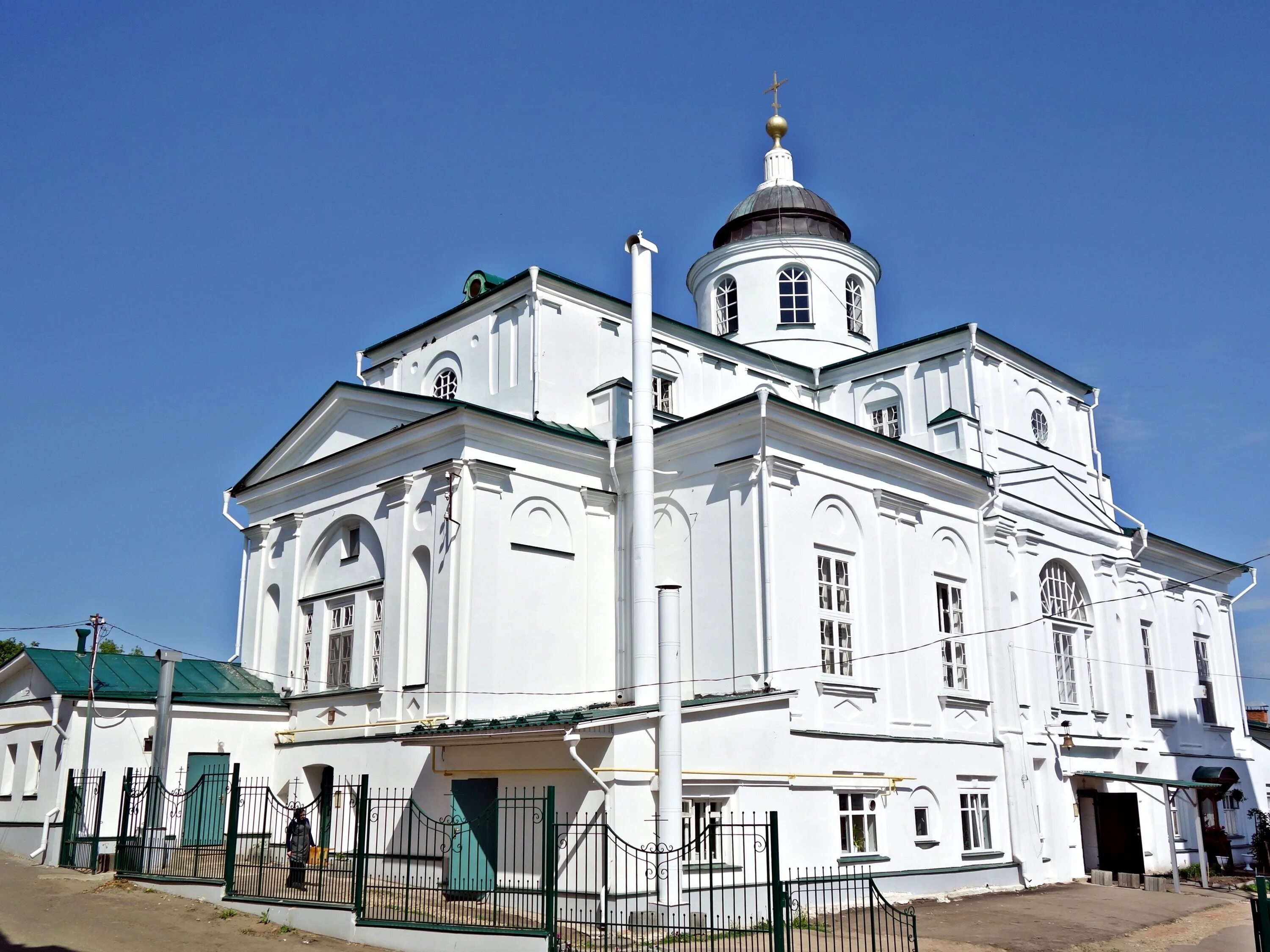 Введенский монастырь Арзамас. Николаевский женский монастырь Чебоксары. Богоявленская Церковь Арзамас. Арзамас николаевский женский