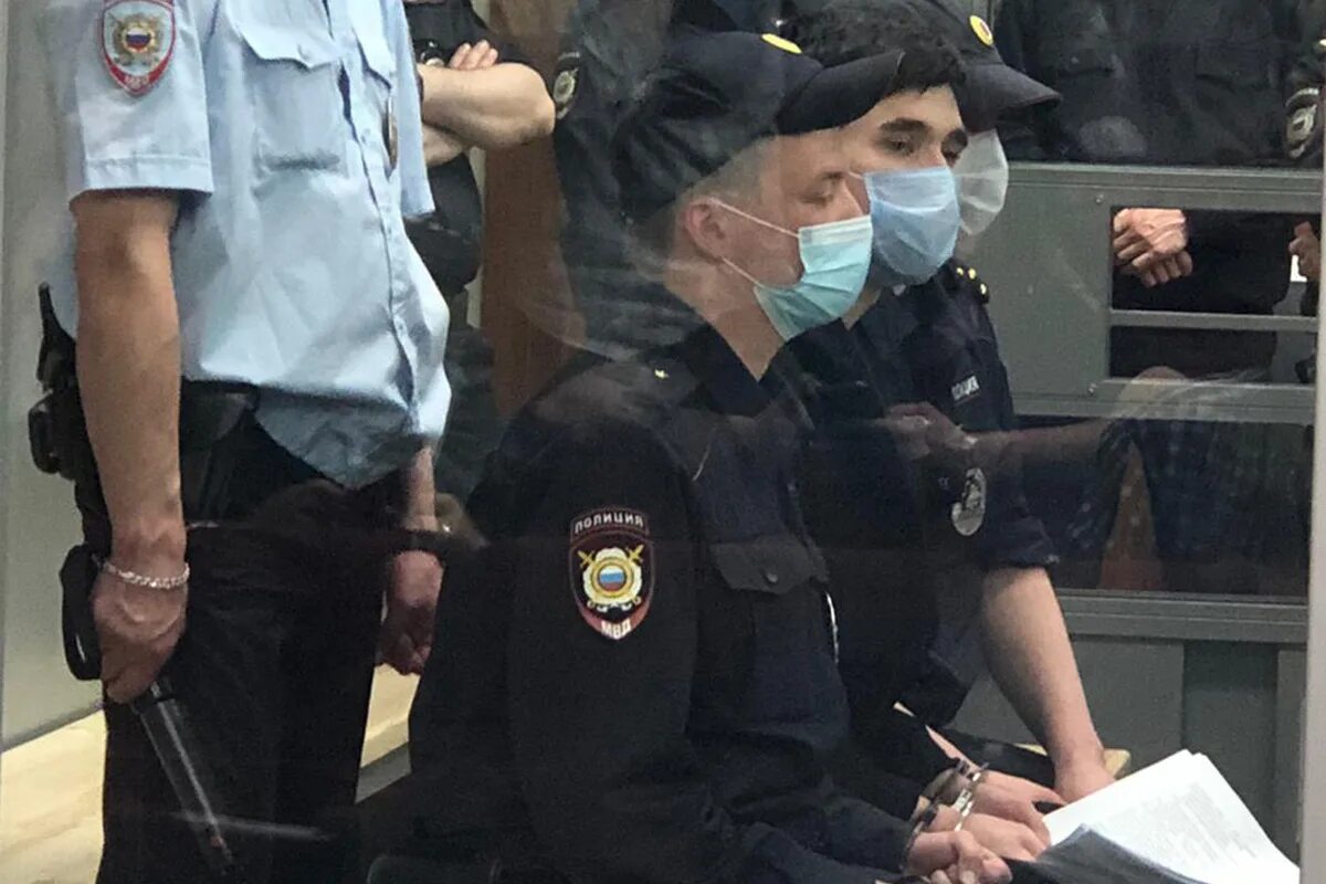 Перрон метро. Мк инцидент. Мк инцидент. Происшествия в московском метро. Ильназ галявиев казанский стрелок.