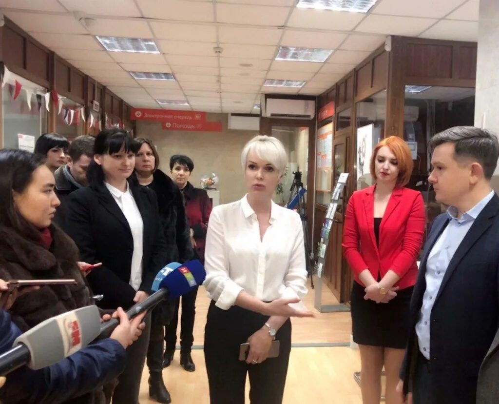 Мои документы просп кирова 41 симферополь. Кирова 41 симферополь мфц. мфц симферополь. мфц перово симферополь. начальник мфц крыма.