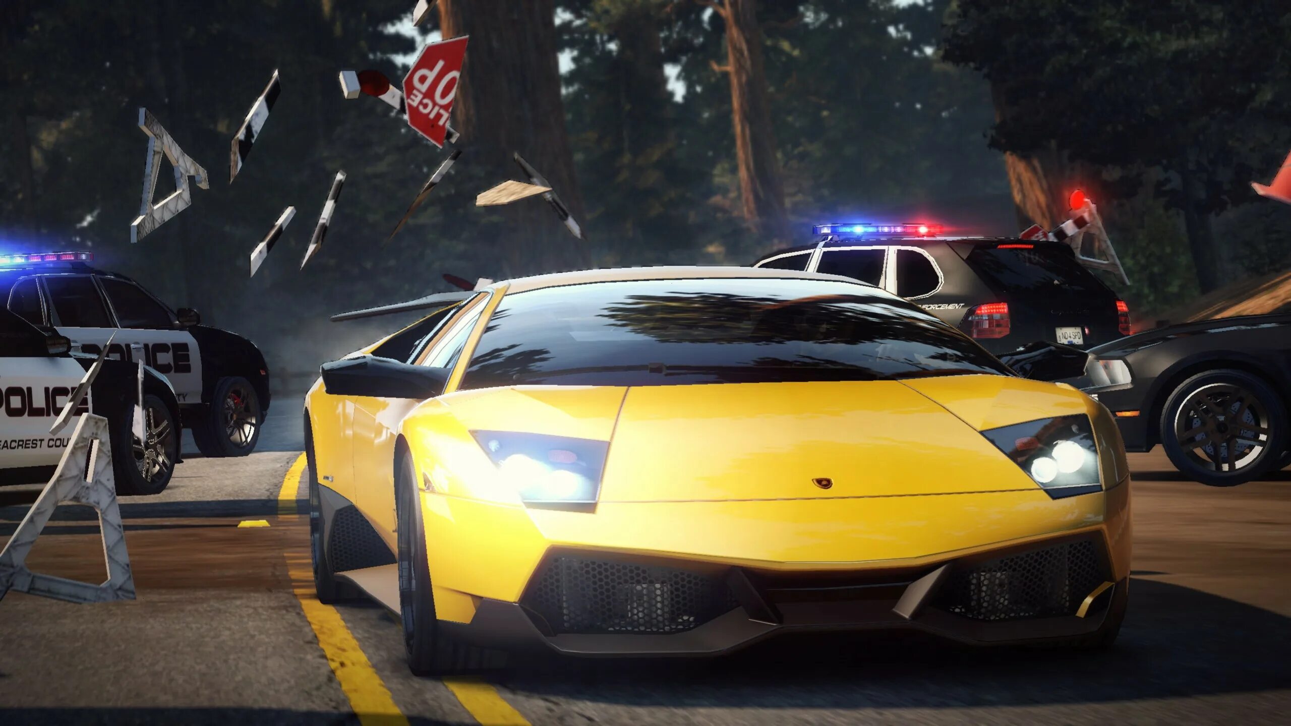 Игры гонки 2010. NFS hot Pursuit 2010. Нид фор СПИД хот персьют 2010. NFS хот персьют. Need for Speed: hot Pursuit (2010).