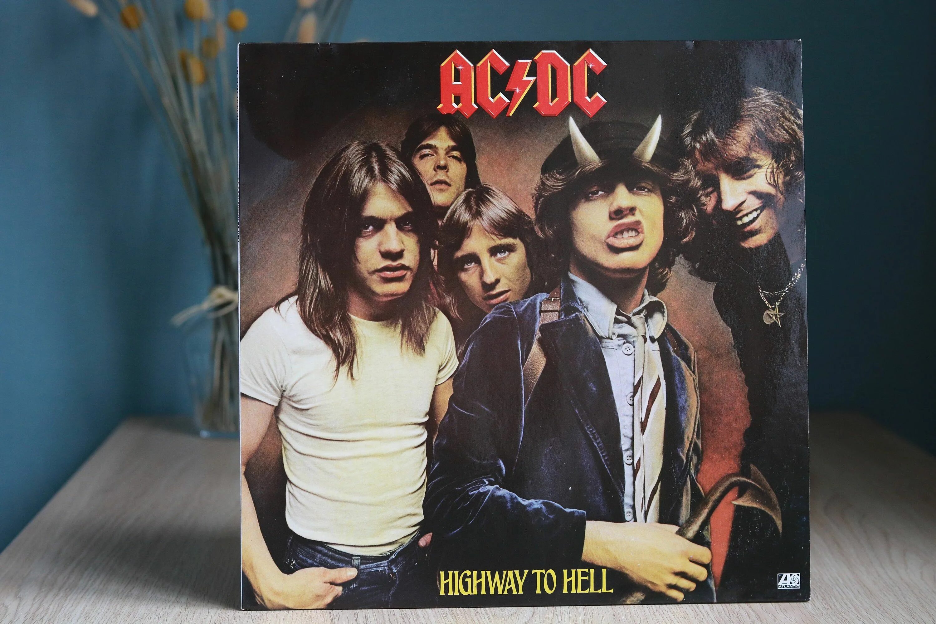 Ac dc слушать популярные