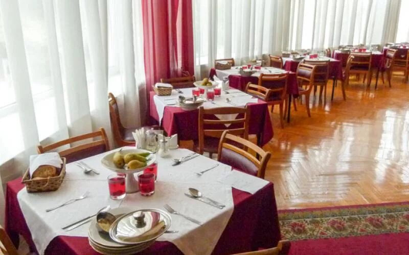 Сан димитрова кисловодск. Санаторий им димитрова питание. Санаторий им. Димитрова» санаторий фото. Сан димитрова кисловодск 3 корпус.