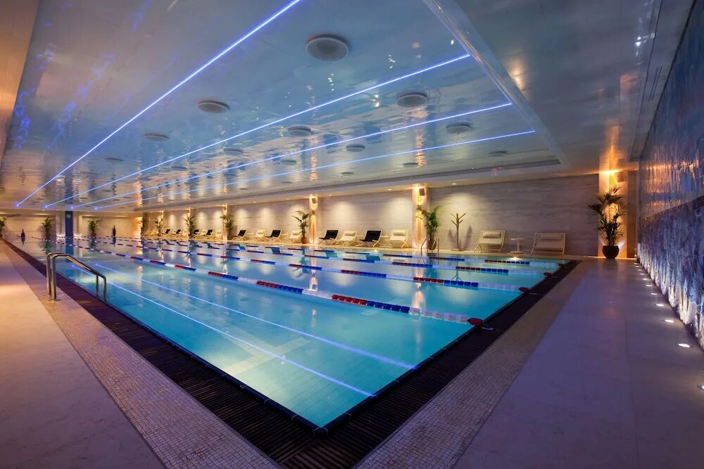 Рэдиссон collection. Рэдиссон коллекшн москва бассейн. отель radisson collection москва. отель рэдиссон коллекшн москва бассейн. рэдиссон роял москва бассейн.