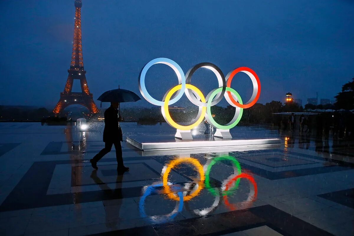 Олимпийские игры в Париже 2024. Олимпийские кольца Франция 2024. Игры во франции 2024