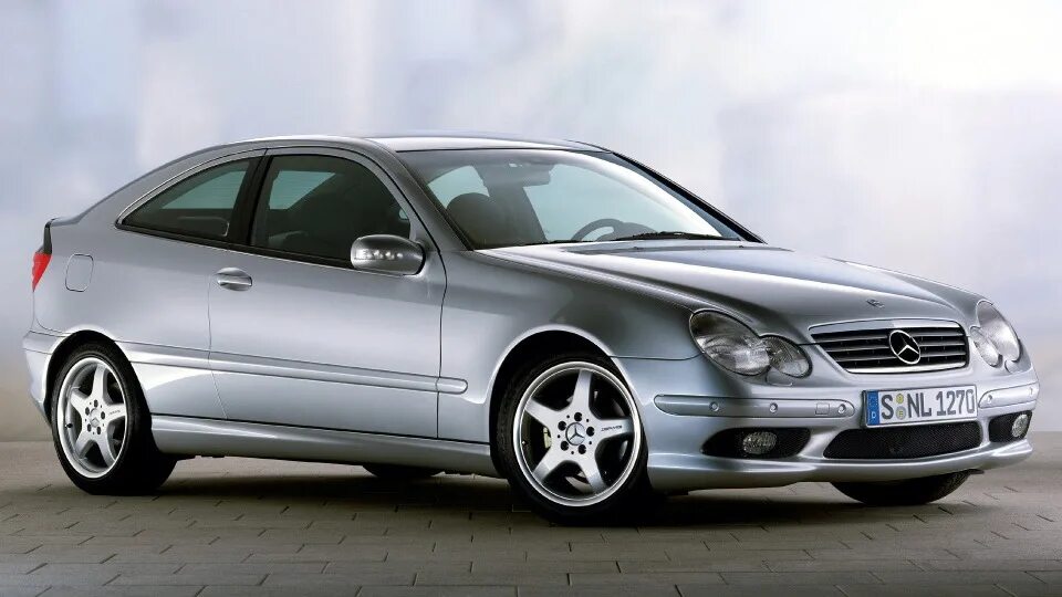 Мерседес c180 2001. Mercedes-benz w203 2000. Mercedes w203 brabus. Mercedes c 2001. Мерседес w203 2001 год.