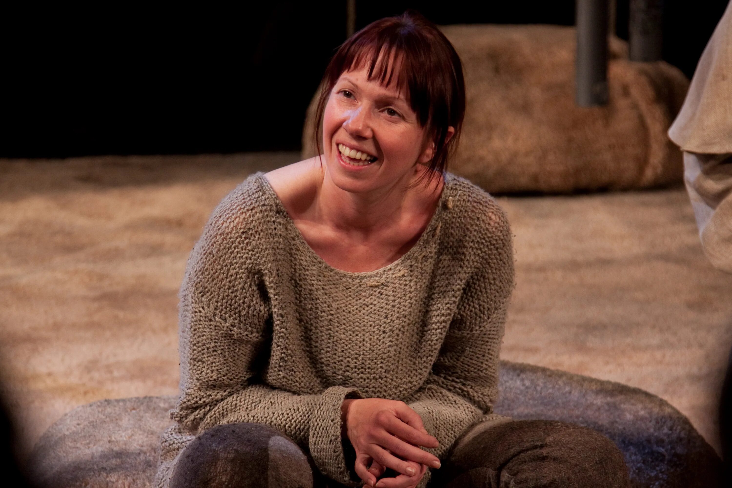 The deep blue sea theatre. Фильм глубокое синее море 2. The deep blue sea 2016. Спектакль 1881 фокина. Молодежный театр на фонтанке последнее китайское предупреждение.