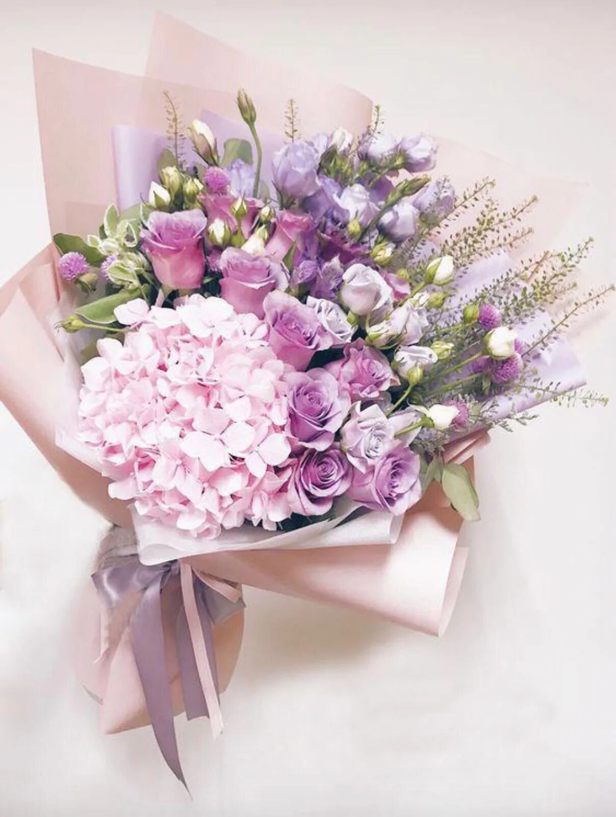 Открытки с днем рождения девушке букеты. Шикарный букет с днем рождения. Красивый букет. Нежный букет. Нежный букет.