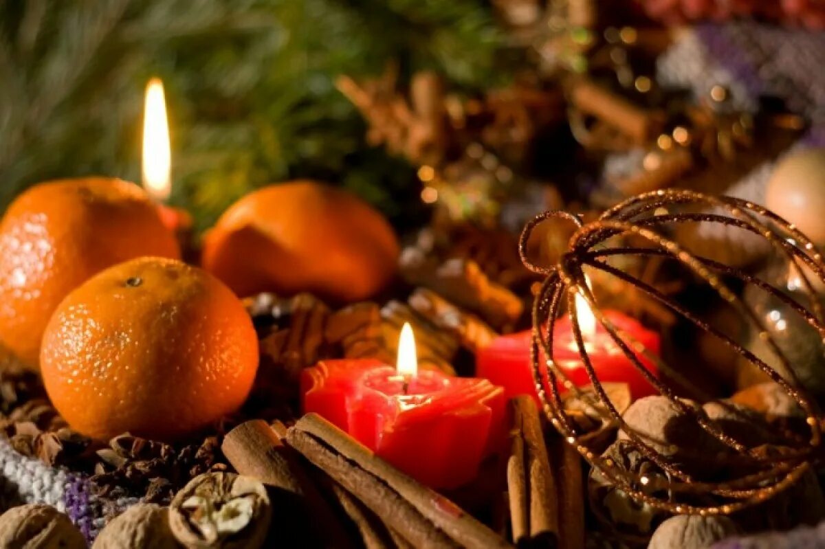 Новогоднее настроение. Новогодний мандарин.. Мандарины новый год. Мандарины и елка. Новогоднее настроение мандарины.