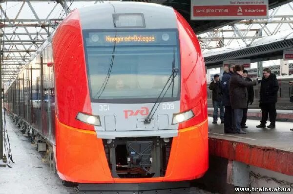 Сапсан москва санкт-петербург. Московский вокзал санкт-петербург сапсан в москву. Поезд ласточка москва санкт-петербург. Ласточка петербург тосно. Поезд ласточка москва санкт-петербург.