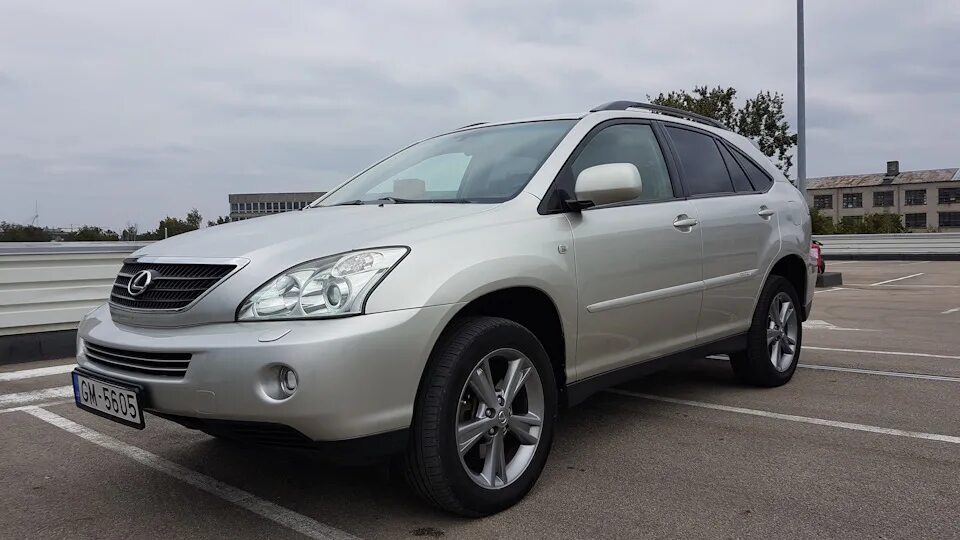 Рх 400 гибрид. Лексус РХ 400 гибрид. Лексус rx400 серый. Lexus rx400 зеленый. Лексус РХ 400 серый.