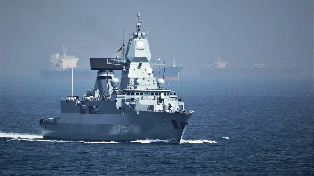 фрегат sachsen вмс фрг. фрегаты типа «саксония». F 124. фрегаты типа 124 hessen. фрегат саксония.