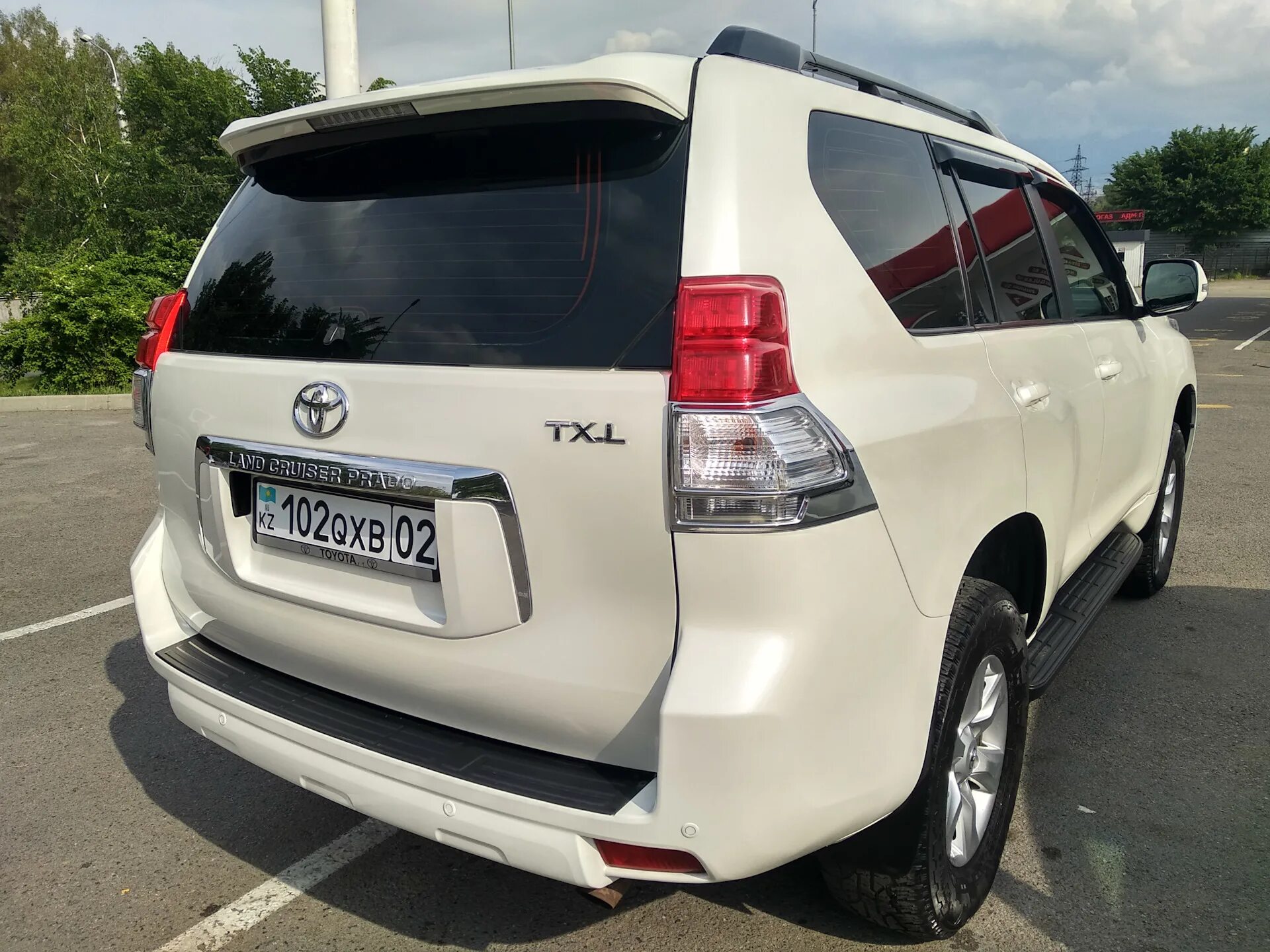 Toyota Land Cruiser Prado 2010 гос номера. Квадратный номер на Прадо 150. 265 70 17 На Прадо 150. Toyota Land Cruiser Prado белый цвет госномер 212 регион 73. Б у тойота 150