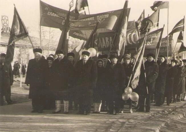 Парад победы 1965 года. Первый парад победы 1965. 1965 г ноябрь. Volgograd history. Фото советского проспекта череповец 2023.